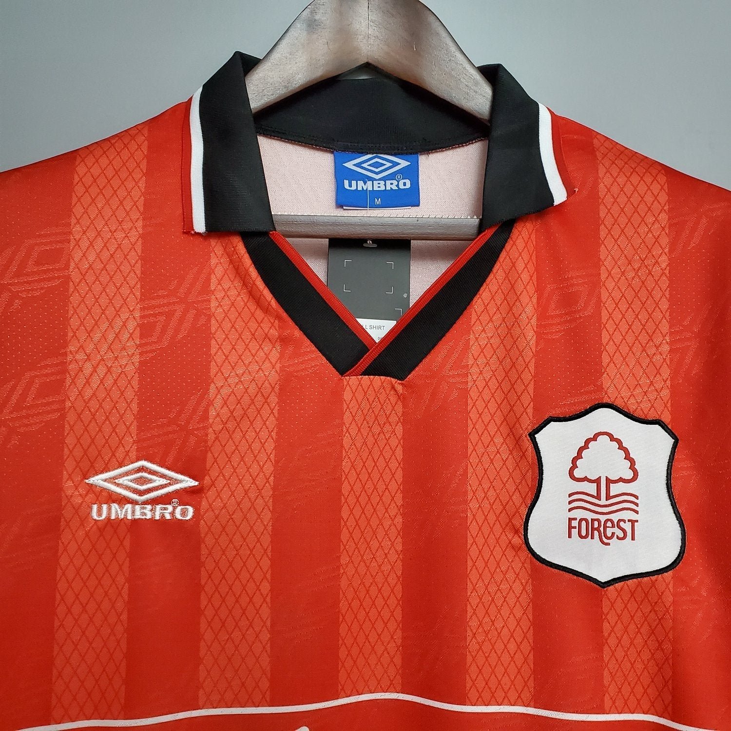 Nottingham Forest Home football shirt 1994 - 1996. Sponsored by Labatt's