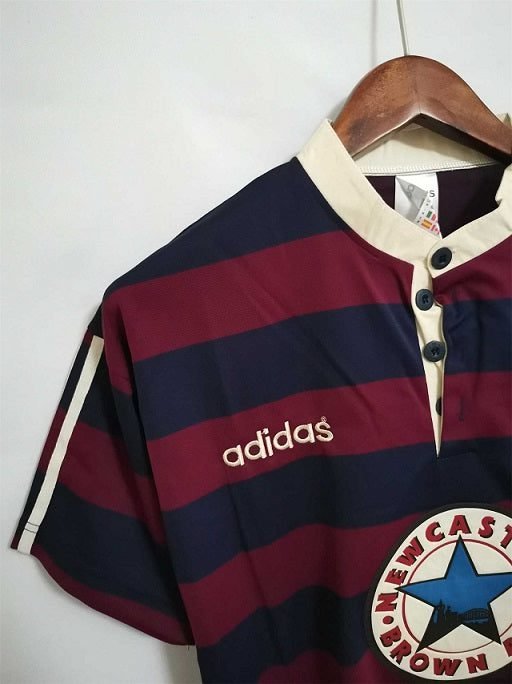 Newcastle United 1995/96 away shirt - Medium – RetroNUFC