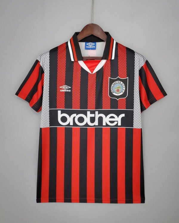 Manchester City '99 Retro Football Shirt