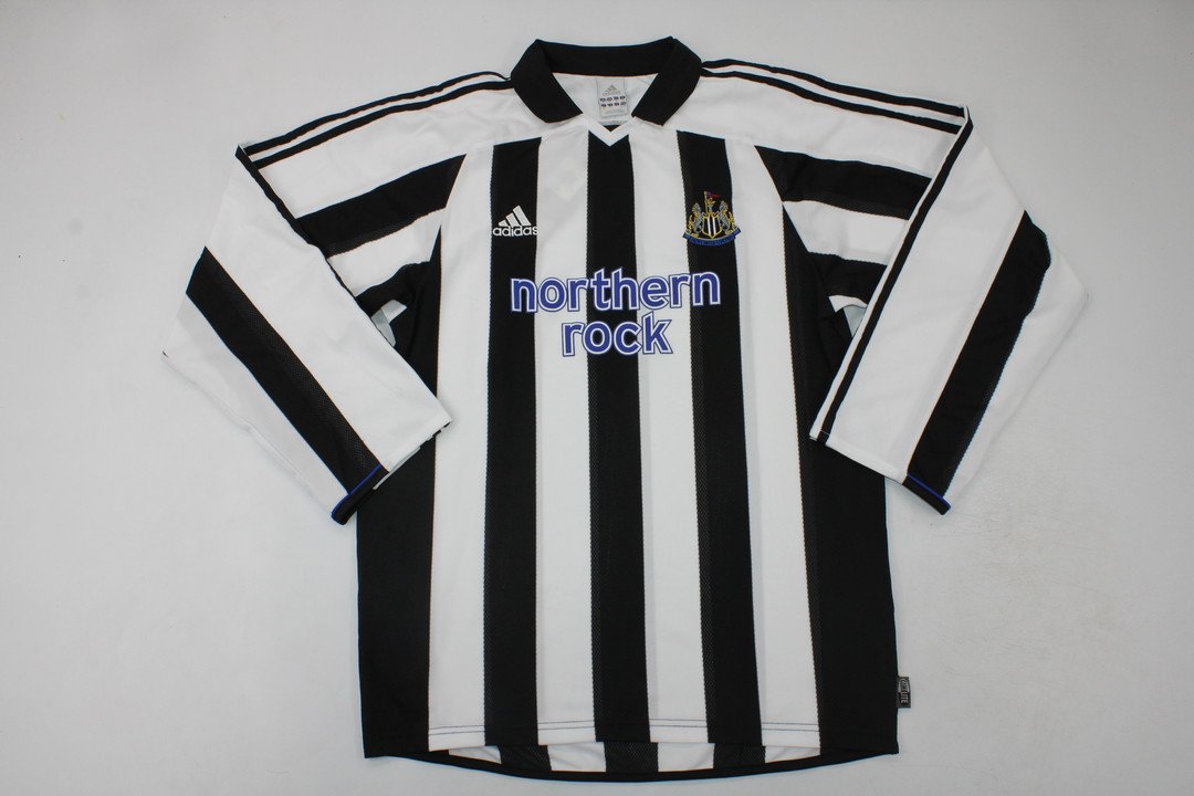 Retro Newcastle United shirts go on sale at pop-up city shop - including  eighties classics - Chronicle Live